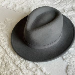 Womens Nine West 100% Taupe Wool Hat